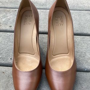Naturalizer Women’s Brown Heels
